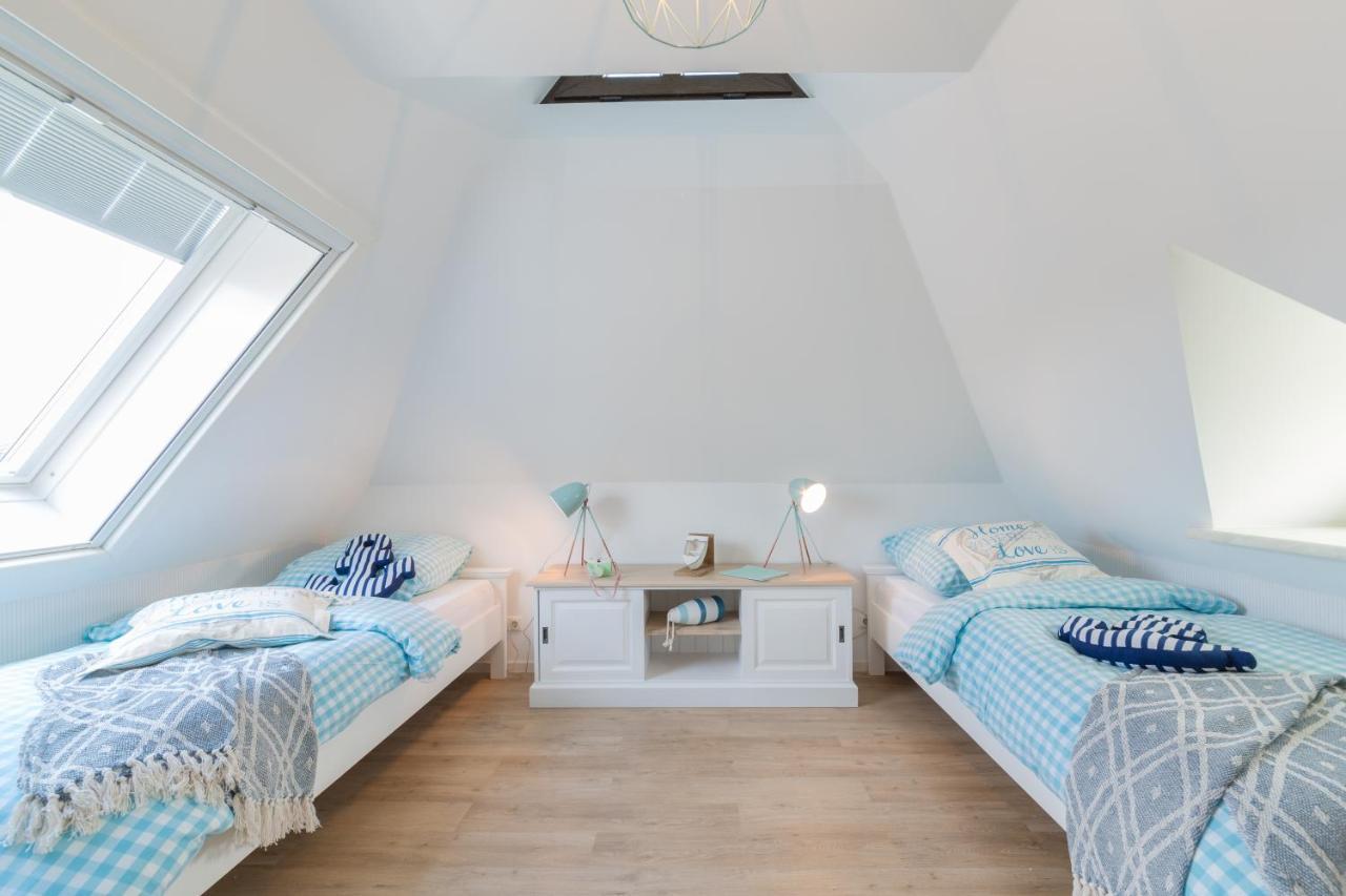 Ferienwohnungen Haus Am Strand Zingst Exteriör bild